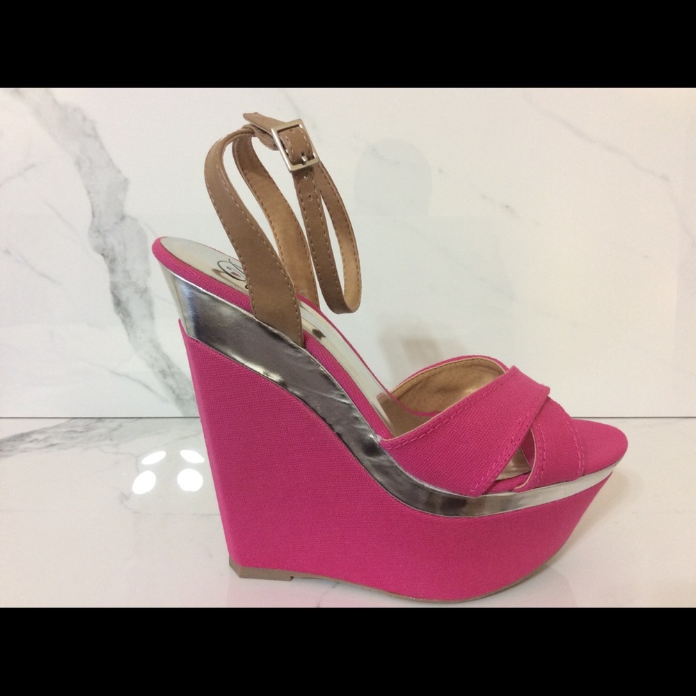 New Pink Wedge Heel Sandals Size 9